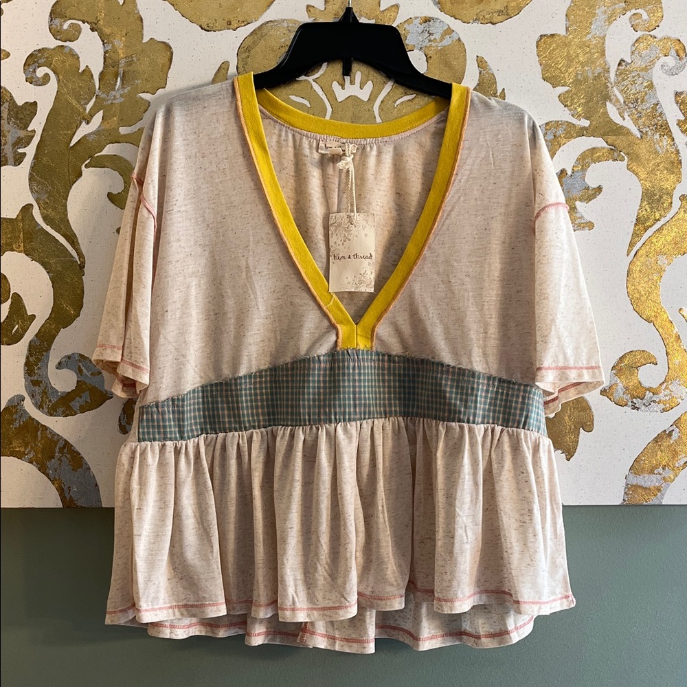 Hem & Thread Size Large Short Sleeve Color block Oversized Tee